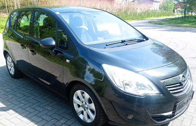 Opel Meriva cena 26900 przebieg: 150000, rok produkcji 2012 z Częstochowa małe 106